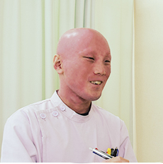 鍼灸師　和田　智義